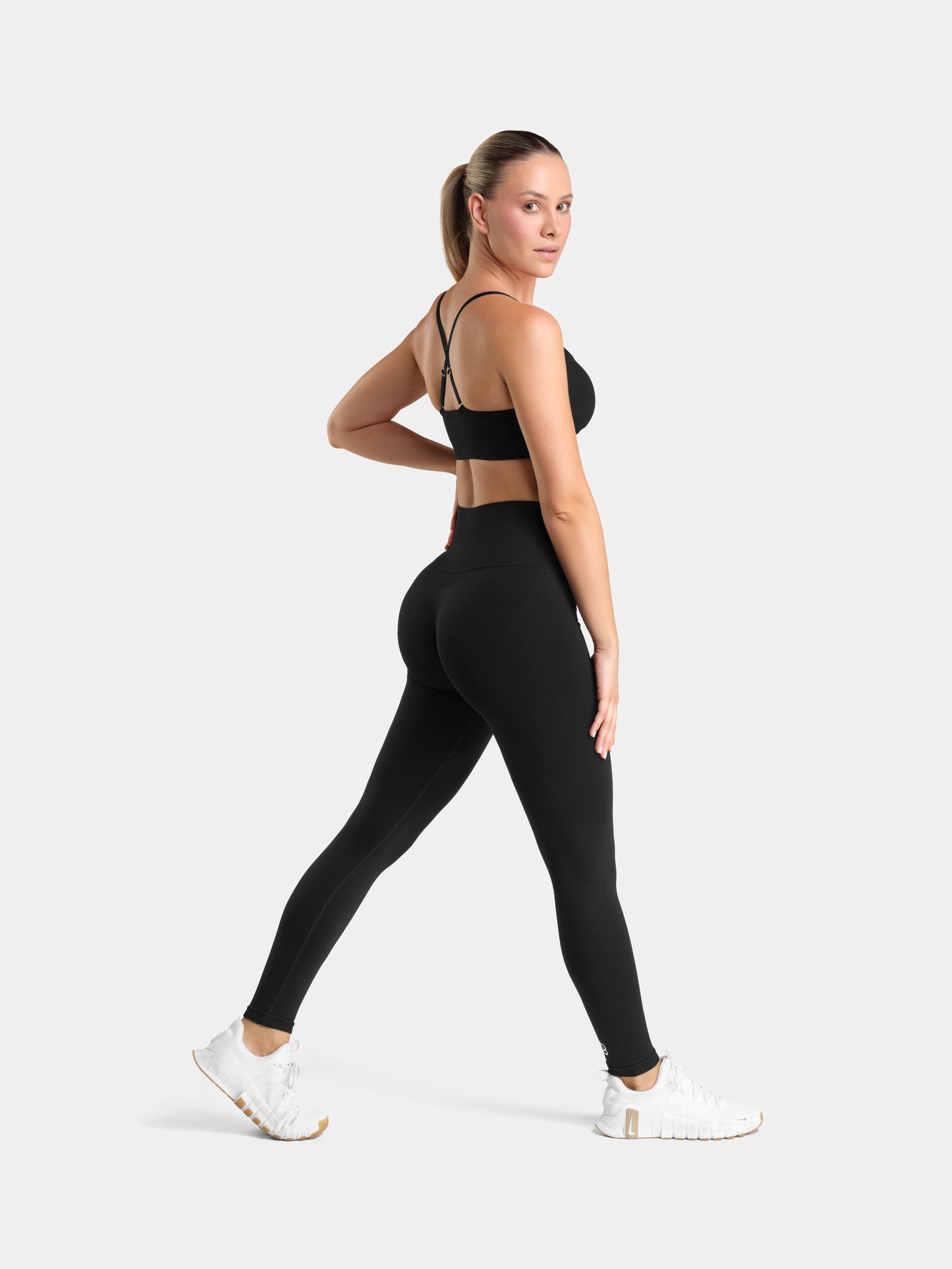 Essential Seamless Leggings