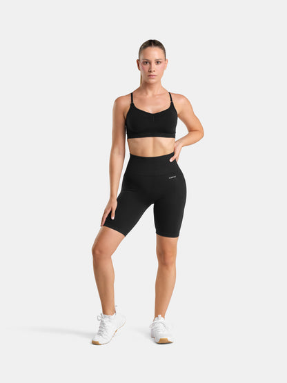 Essential Seamless Shorts