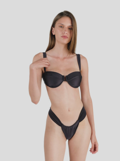 Intensa bottoms